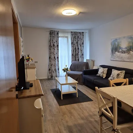 Apartment Feel - *